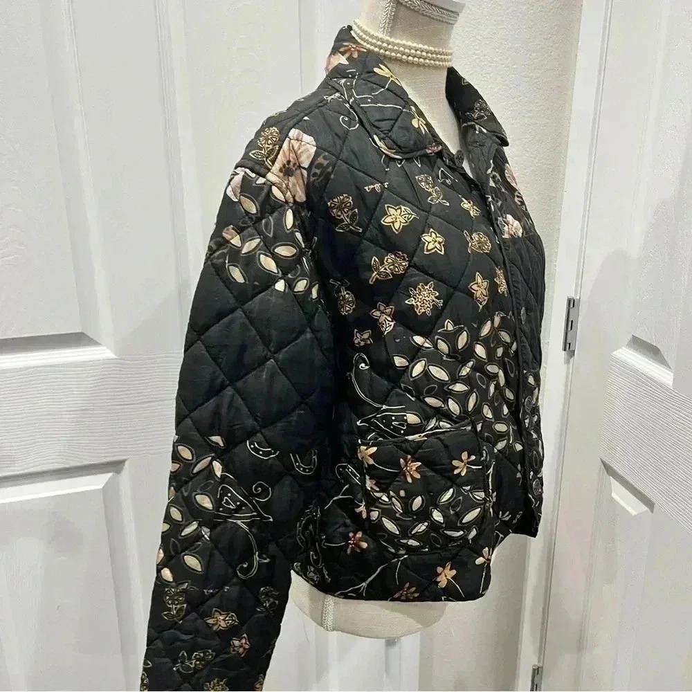 Reversible Quilted floral button front Jacket 100% silk with pockets - Picture 4 of 15